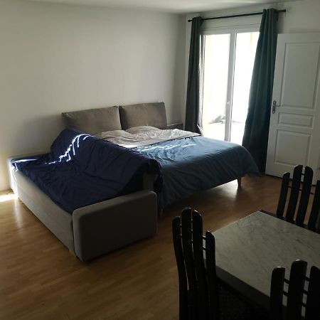 Appartement Proche De Disneyland Bussy-Saint-Georges Exteriör bild