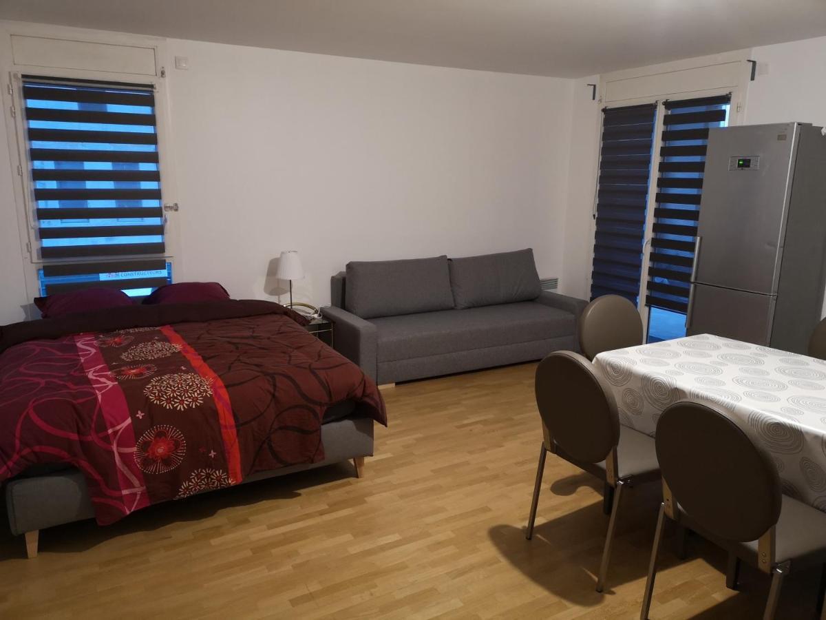 Appartement Proche De Disneyland Bussy-Saint-Georges Exteriör bild